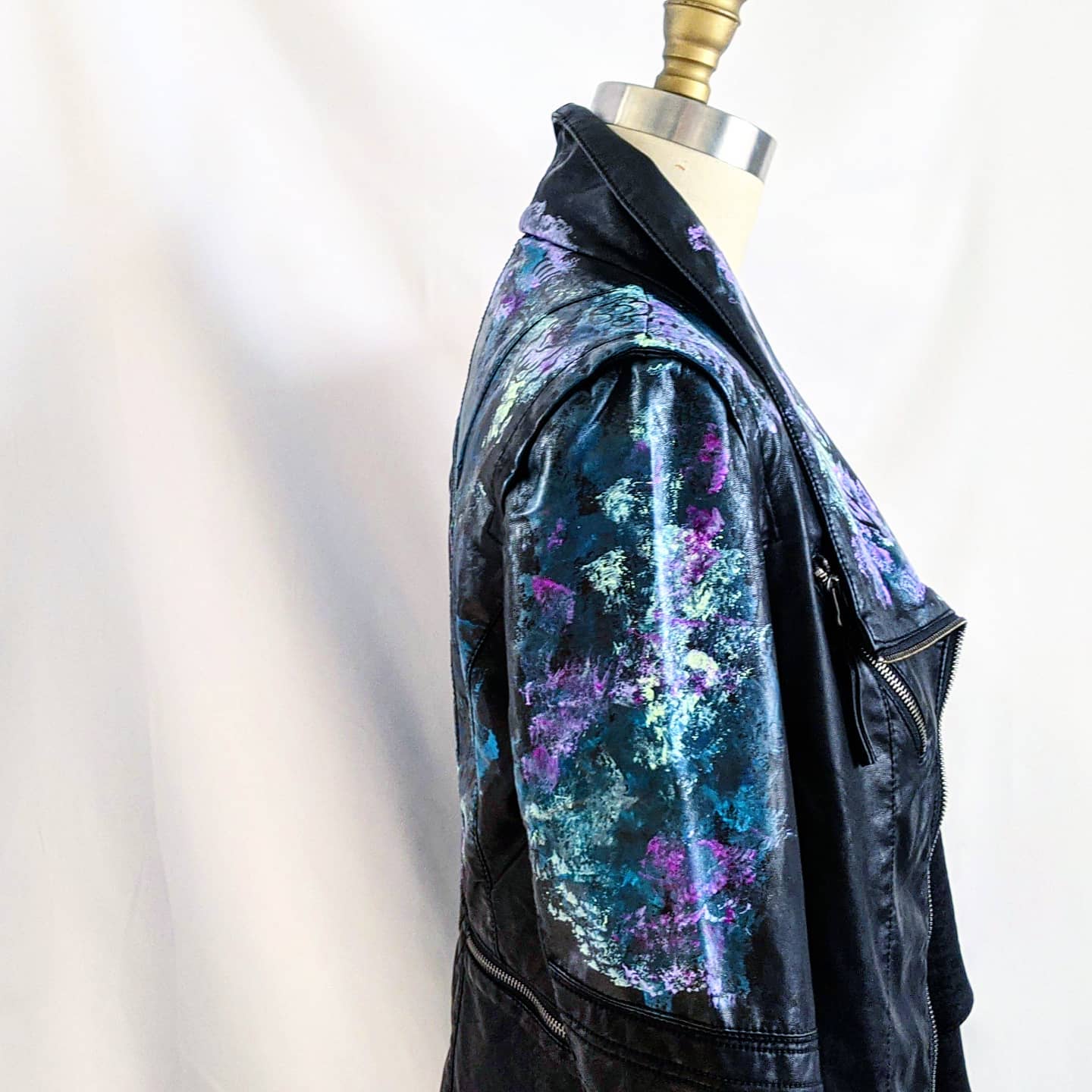 Scratch N' Color - Statement Moto Jacket